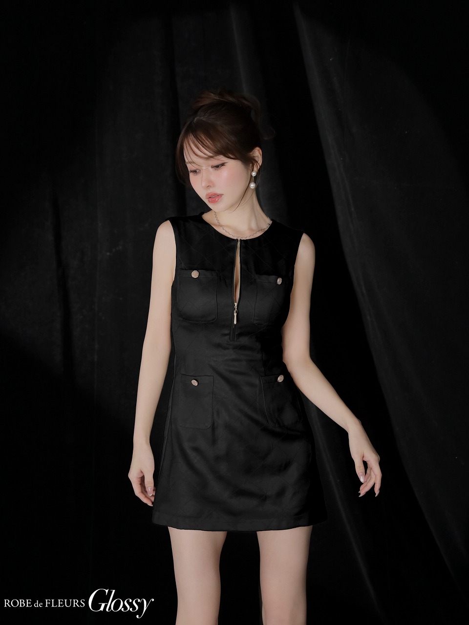 Glossy ローブドフルールグロッシー 【XS～Lサイズあり】レザーVネックノースリーブミニキャバドレス gl3492