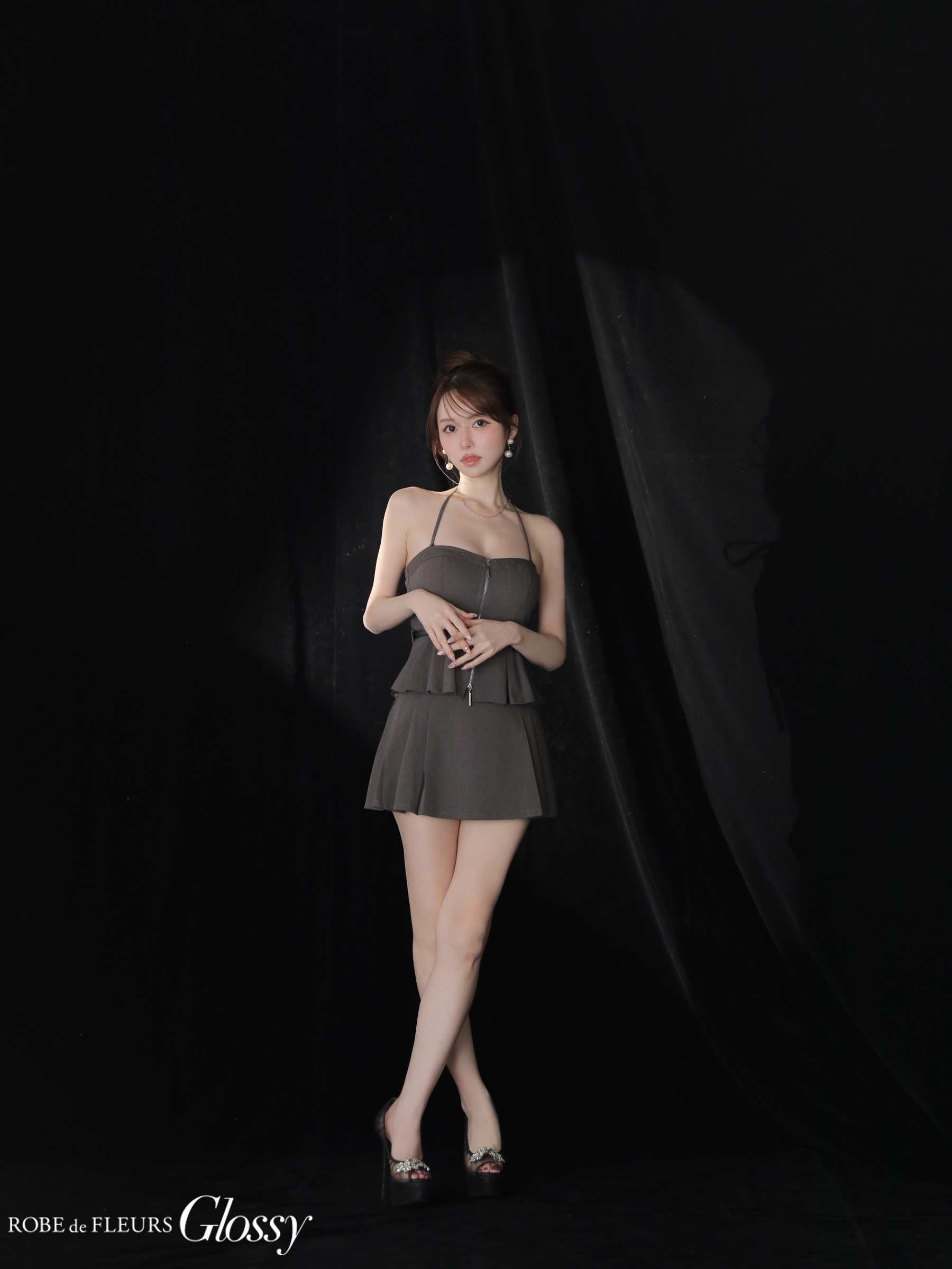 Glossy ローブドフルールグロッシー 【XSサイズあり】ホルターぺプラムベアセットアップミニキャバドレス gl3958