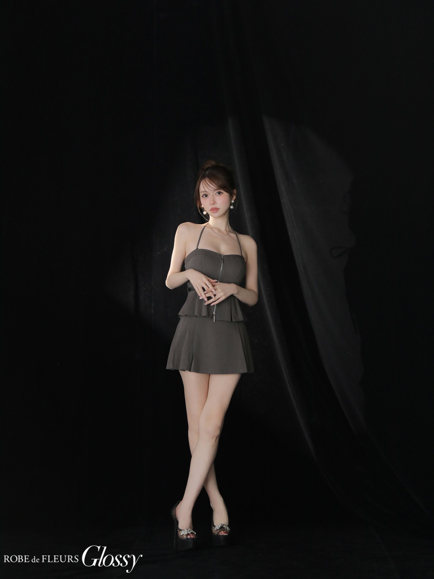 Glossy ローブドフルールグロッシー 【XSサイズあり】ホルターぺプラムベアセットアップミニキャバドレス gl3958