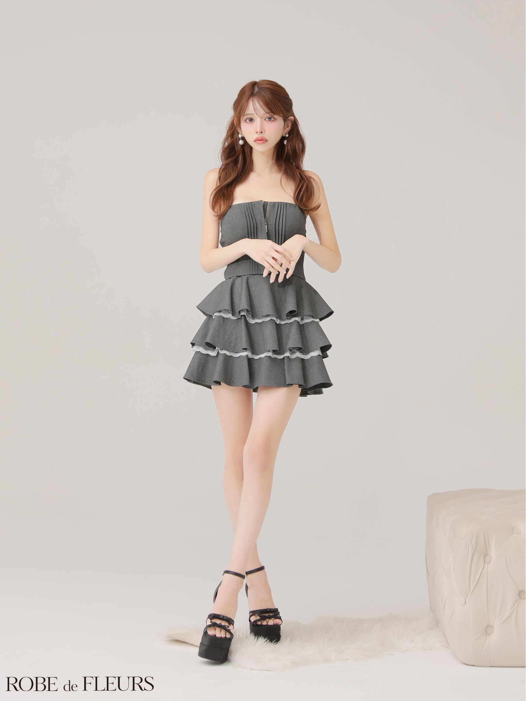 ROBE de FLEURS ローブドフルール 【XSサイズあり】 ラメツイルフリルセットアップフレアミニキャバドレス fm4328