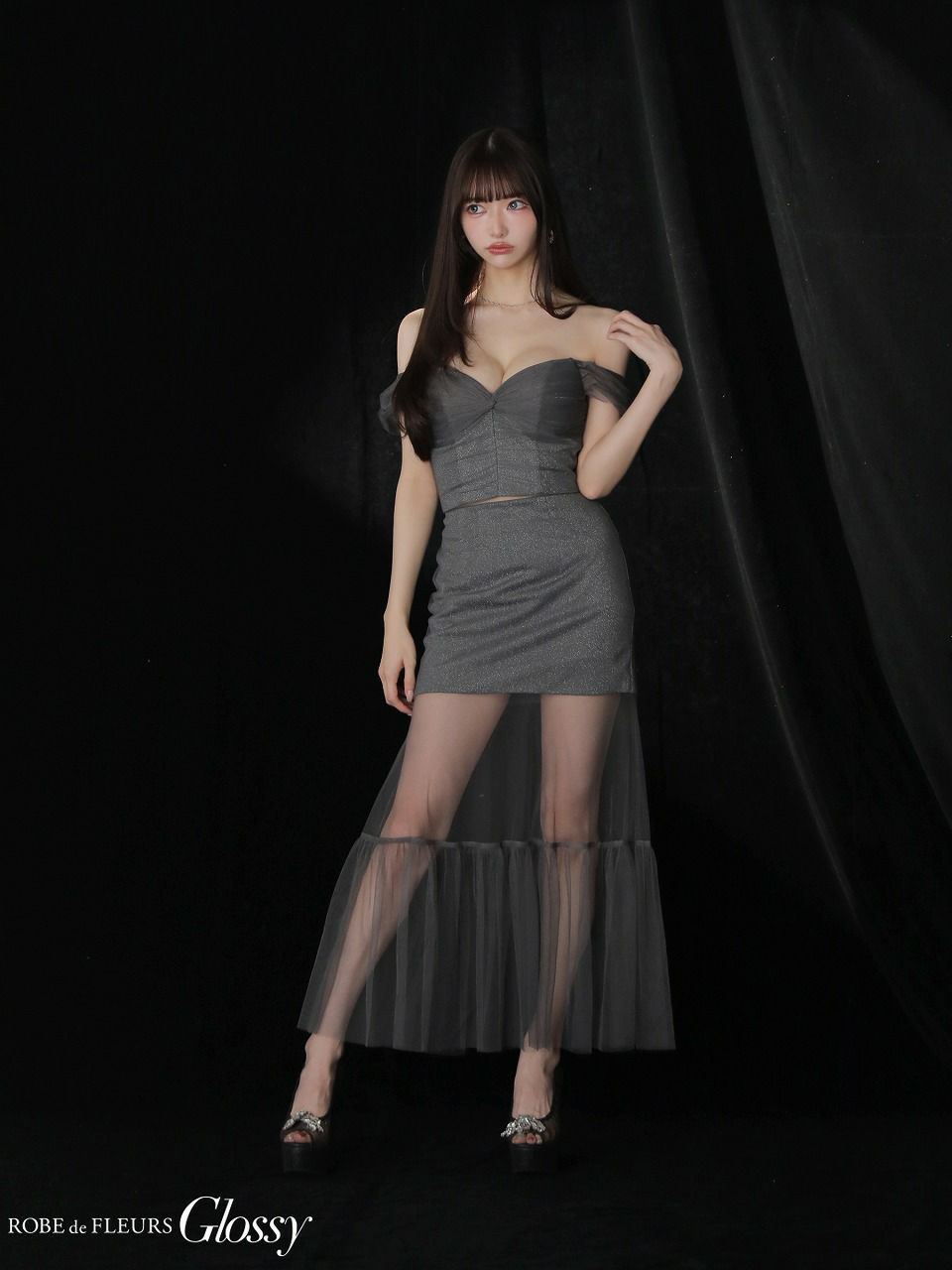 Glossy ローブドフルールグロッシー ラメニットオフショルセットアップロングキャバドレス gl3968