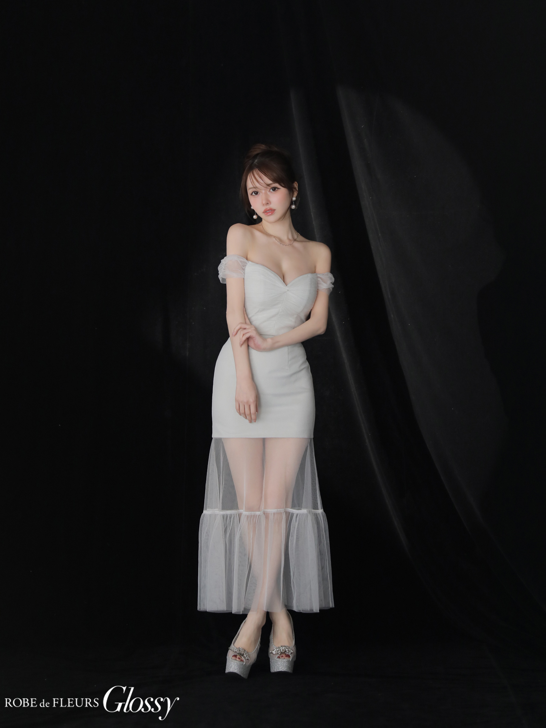 Glossy ローブドフルールグロッシー ラメニットオフショルセットアップロングキャバドレス gl3968