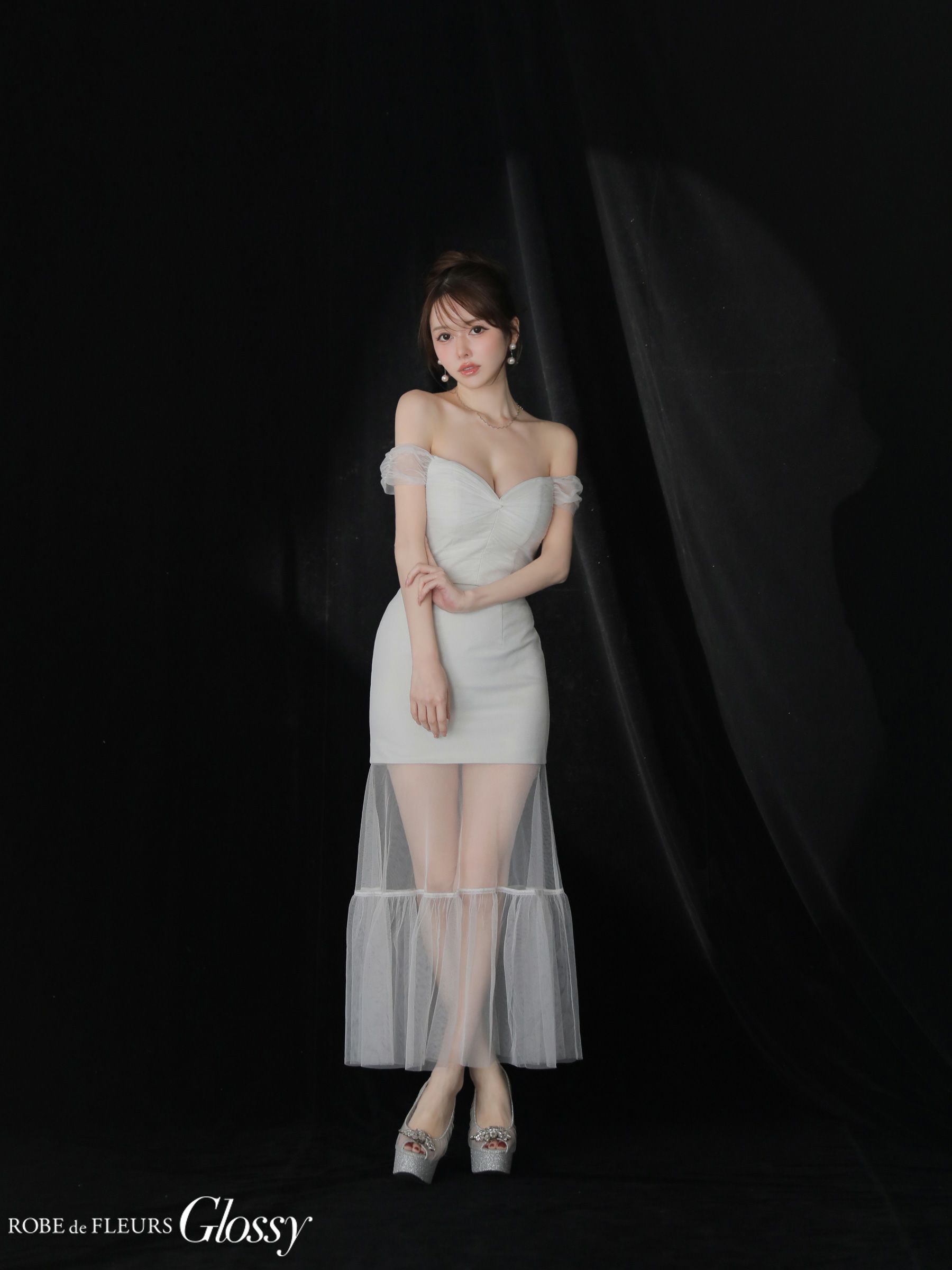 Glossy ローブドフルールグロッシー ラメニットオフショルセットアップロングキャバドレス gl3968