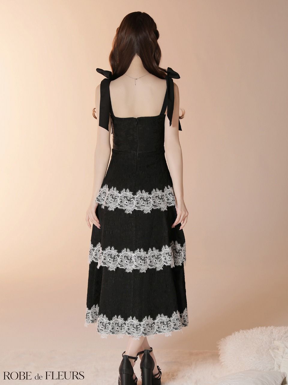 ROBE de FLEURS ローブドフルール 【Lサイズあり】 ジャガードレースティアードロングキャバドレス fm3487