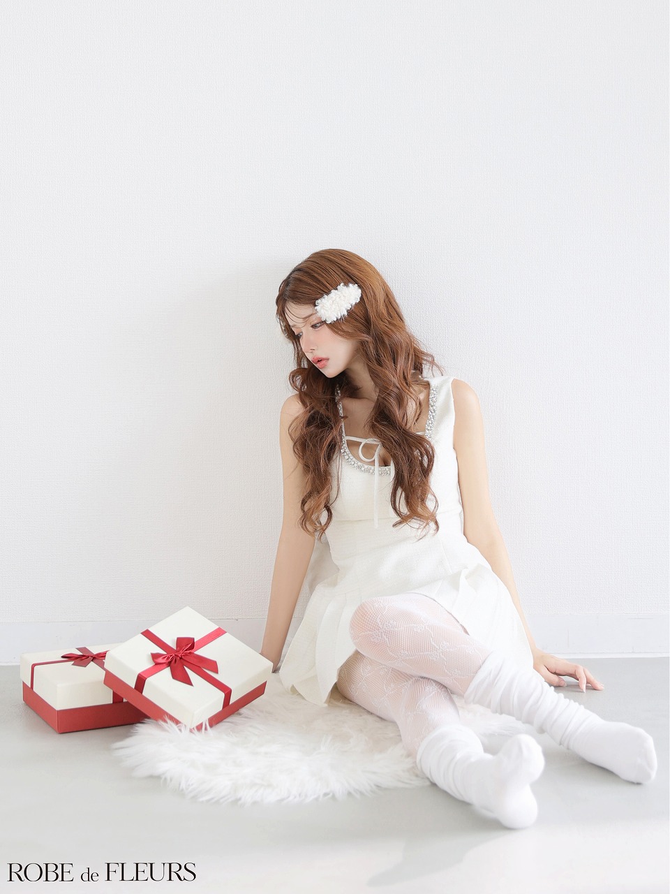 ROBE de FLEURS ローブドフルール 【XSサイズあり】ラメツイードビジューラインミニキャバドレス fm4631