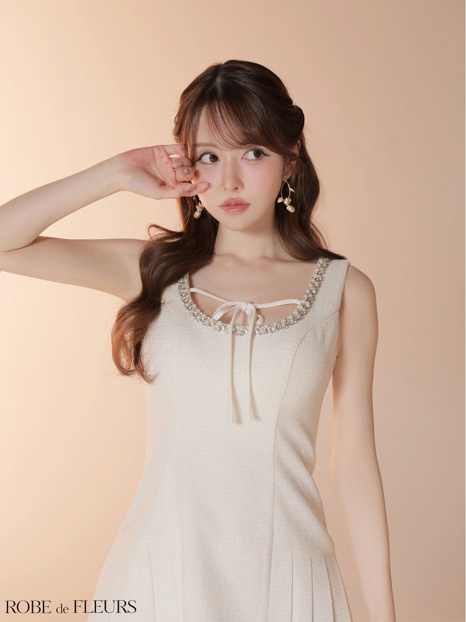 ROBE de FLEURS ローブドフルール 【XSサイズあり】ラメツイードビジューラインミニキャバドレス fm4631