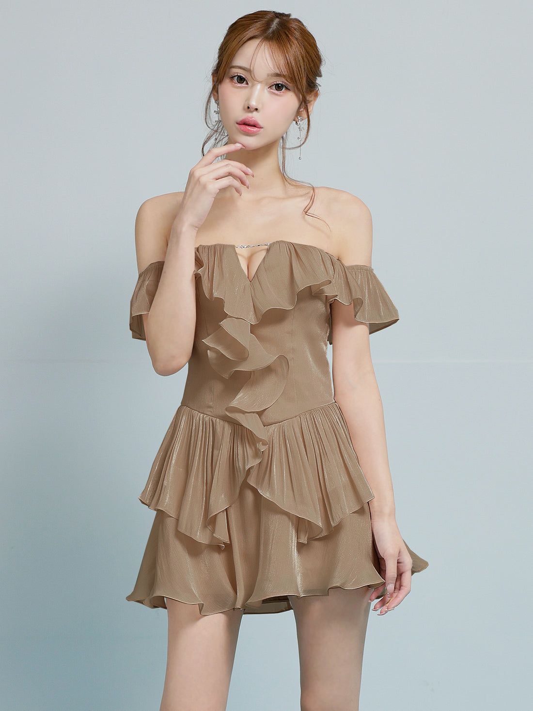 AngelR エンジェルアール オフショルダーバストカットビジューチェーンフリルフレアマイクロミニドレス ar26806