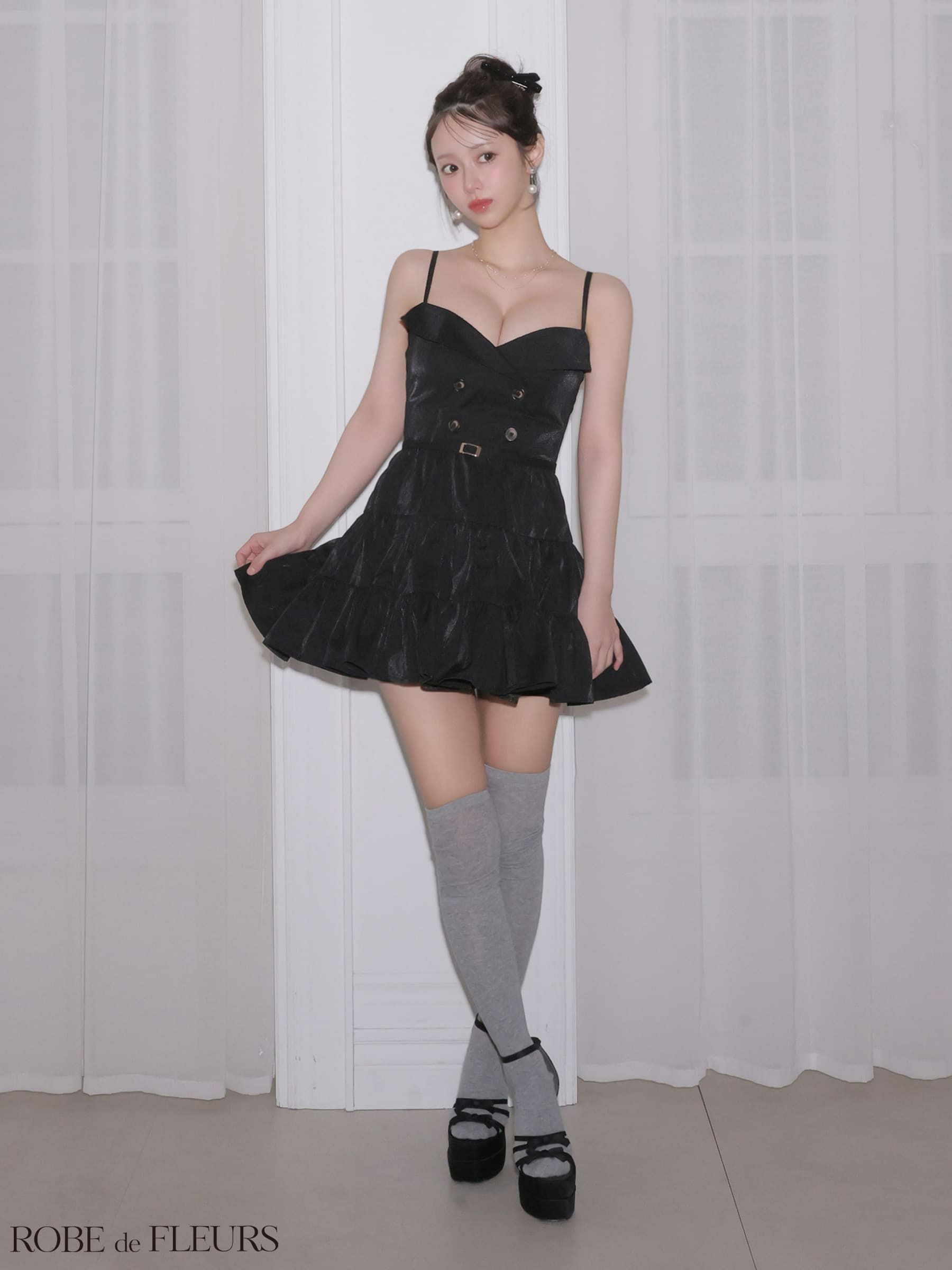 ROBE de FLEURS ローブドフルール 【XSサイズあり】 光沢ツイルダブルボタンティアードミニキャミキャバドレス fm3491-c