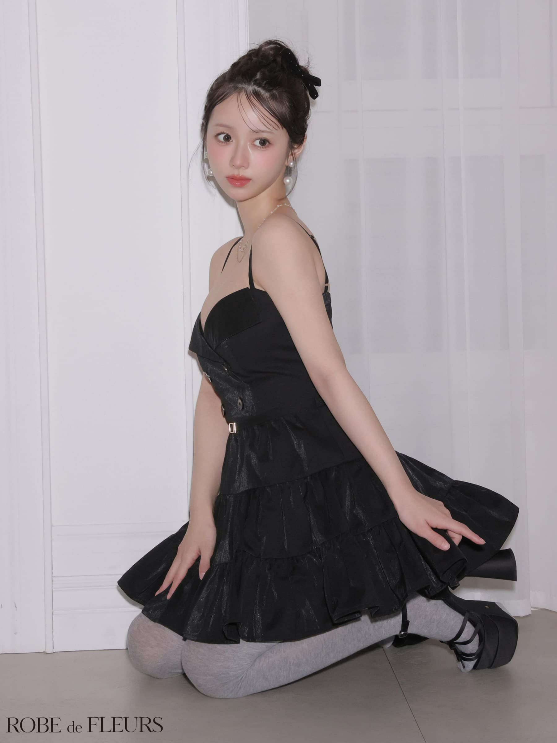 ROBE de FLEURS ローブドフルール 【XSサイズあり】 光沢ツイルダブルボタンティアードミニキャミキャバドレス fm3491-c