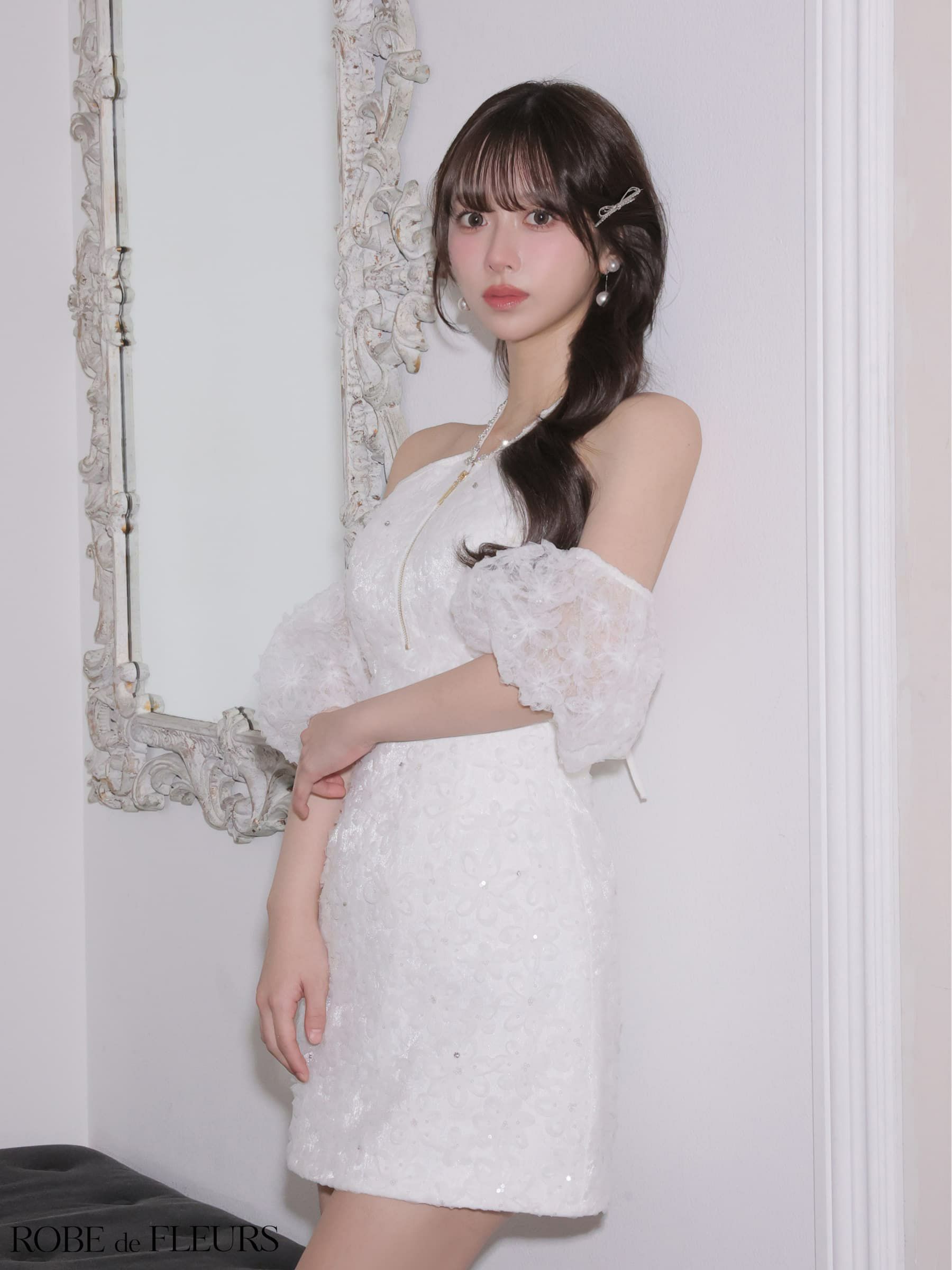 ROBE de FLEURS ローブドフルール 【XSサイズあり】 フラワーレースラメチュールホルタータイトミニキャバドレス fm4404-c