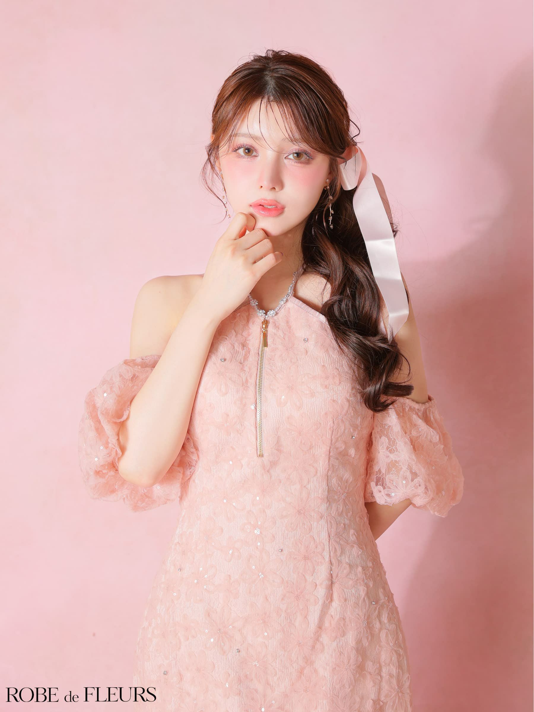 ROBE de FLEURS ローブドフルール 【XSサイズあり】 フラワーレースラメチュールホルタータイトミニキャバドレス fm4404-c