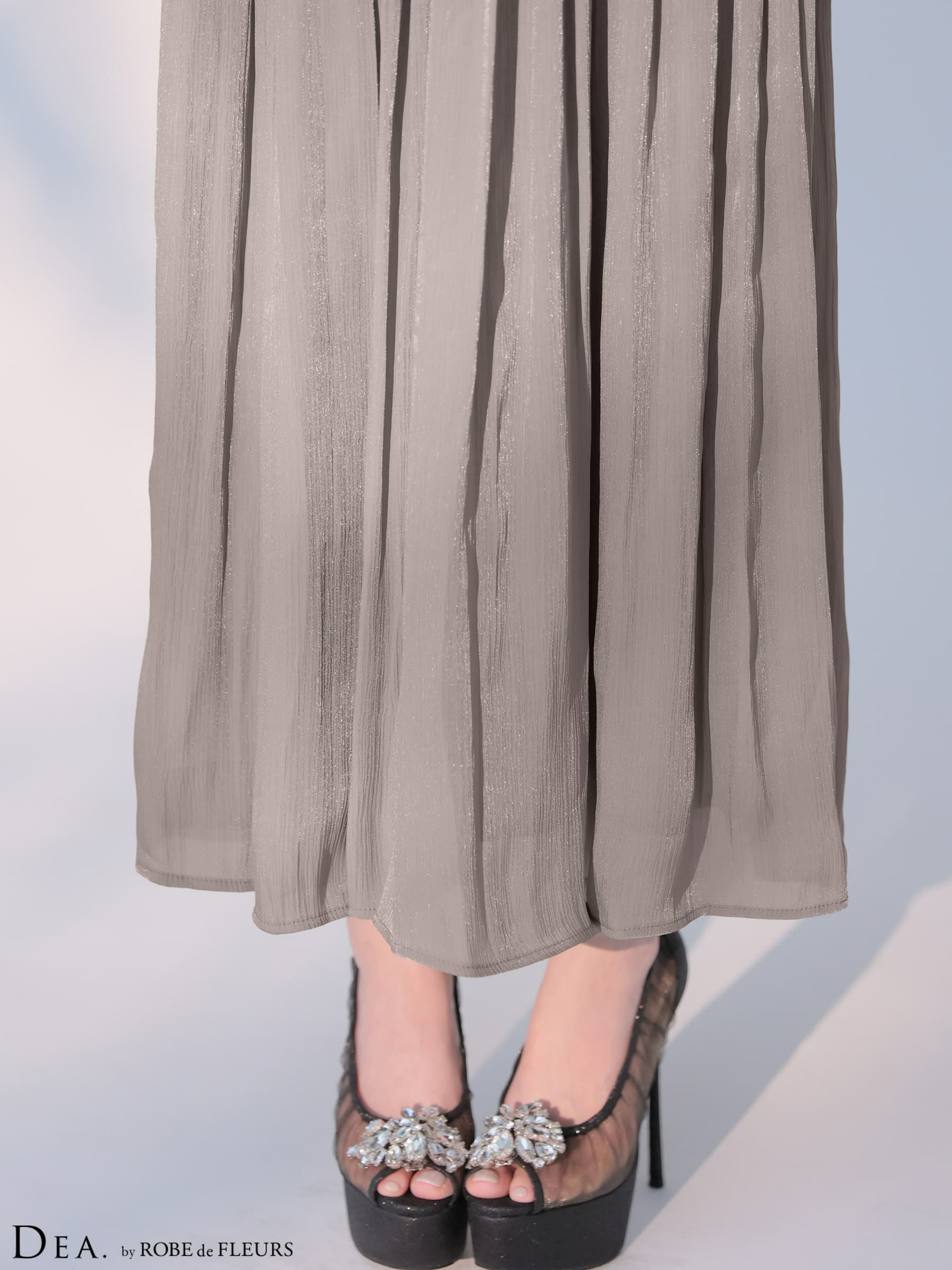 DEA. ディア バイ ローブドフルール 【XS～Lサイズあり】 ラメシフォンプリーツホルターネックツーピースロングキャバドレス de4344-c