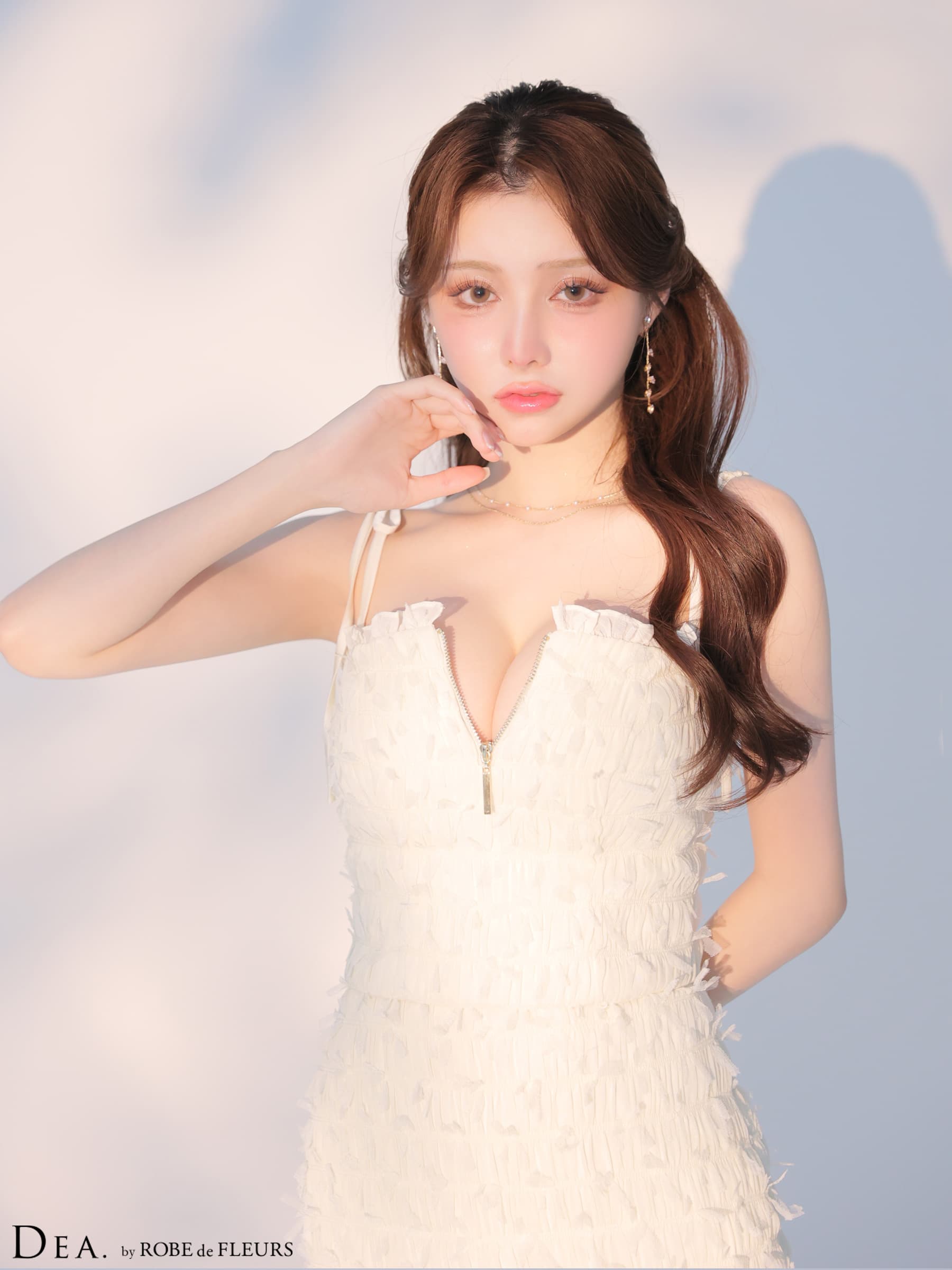 DEA. ディア バイ ローブドフルール 立体チュールフロントジップタイトツーピースキャバドレス de4348-c