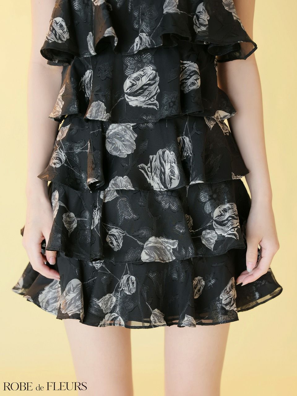 ROBE de FLEURS ローブドフルール 【XSサイズあり】フラワージャガードシフォンティアードミニキャバドレス fm4503