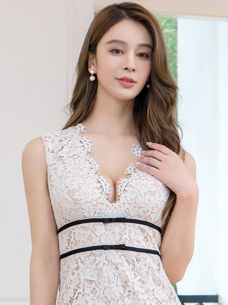 ERUKEI エルケイ ホワイト 総レース・シアー・ウエストマーク・ノースリーブ・インナーミニ・ストレートライン・タイト・ロングドレス ek-e25020ERUKEI エルケイ ホワイト 総レース・シアー・ウエストマーク・ノースリーブ・インナーミニ・ストレートライン・タイト・ロングドレス ek-e25020