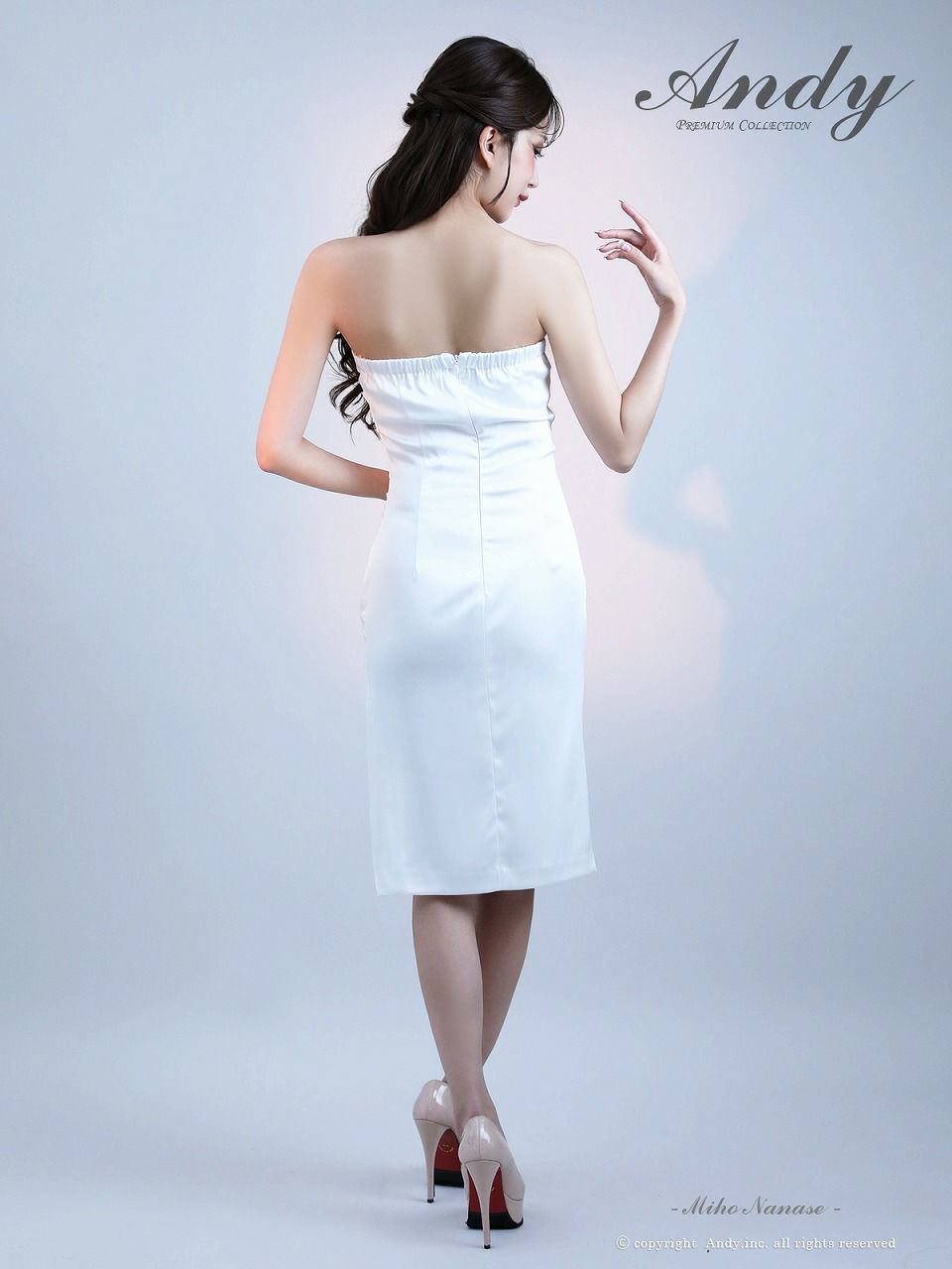 Andy アンディ サテン ベアトップ シンプル ワンカラー スリット入り タイト ミディアムドレス an-on3054