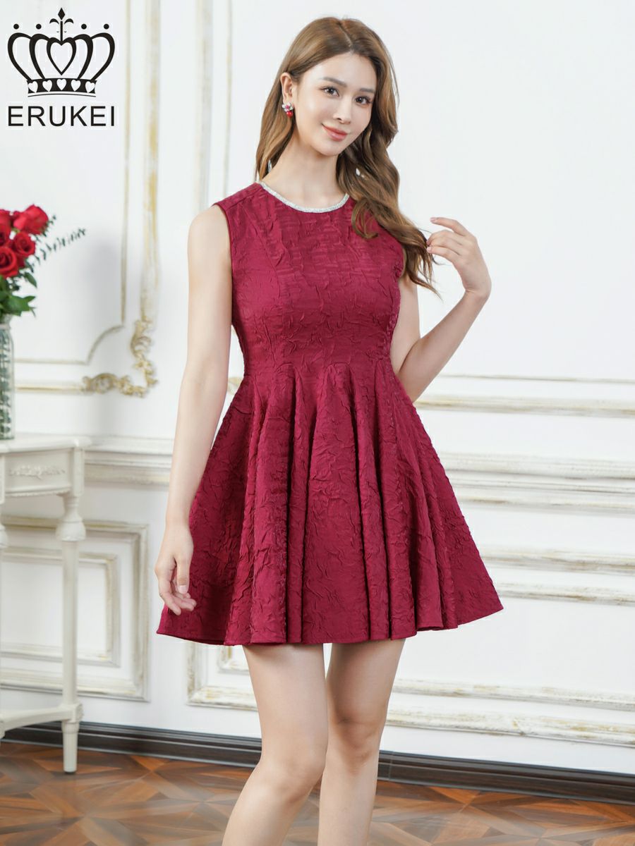 ERUKEI エルケイ ワンカラー・シャイニーサテン・シワ加工・ネックビジュー・シンプル・ノースリーブ・フレア・Aライン・ミニドレス・ワンピース ek-e25195