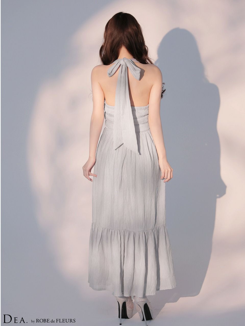 DEA. ディア バイ ローブドフルール 【XS～Lサイズあり】 プリーツシフォンホルターネックロングキャバドレス de4659
