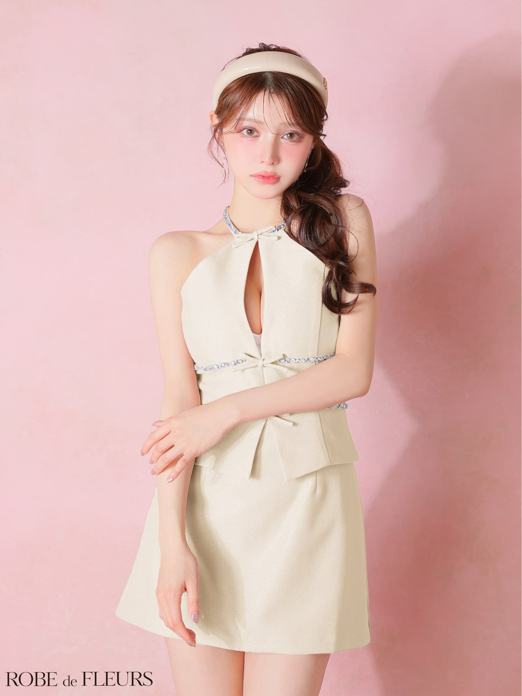 ROBE de FLEURS ローブドフルール 【XSサイズあり】ラメツイルビジューリボンホルターネックセットアップミニキャバドレス fm4343-c